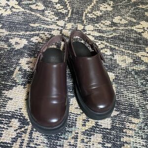 Elegant Women's Brown Mules